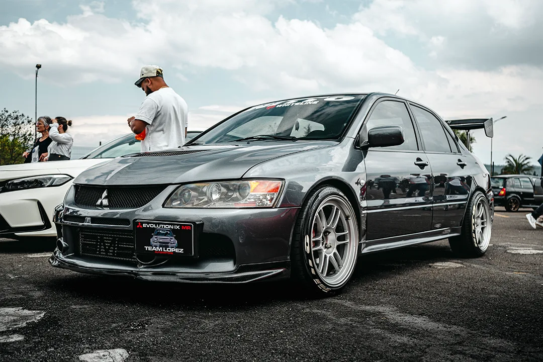 Mitsubishi Evo 9 MR